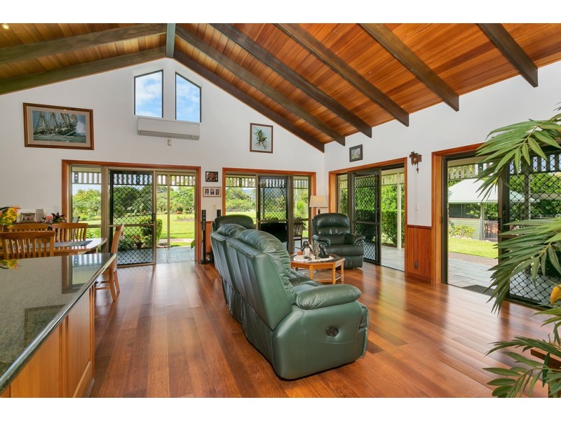 77 Kelly Road, Speewah QLD 4881