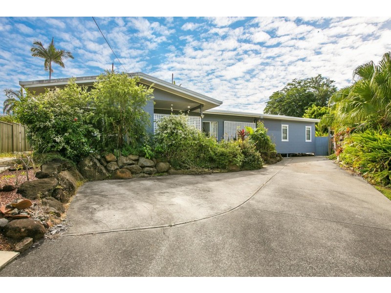 9 Rudder Street, Clifton Beach QLD 4879