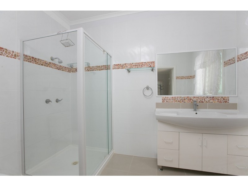 9 Rudder Street, Clifton Beach QLD 4879