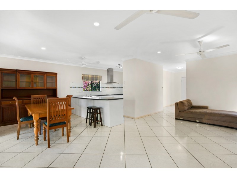 7 Alva Close, Kewarra Beach QLD 4879