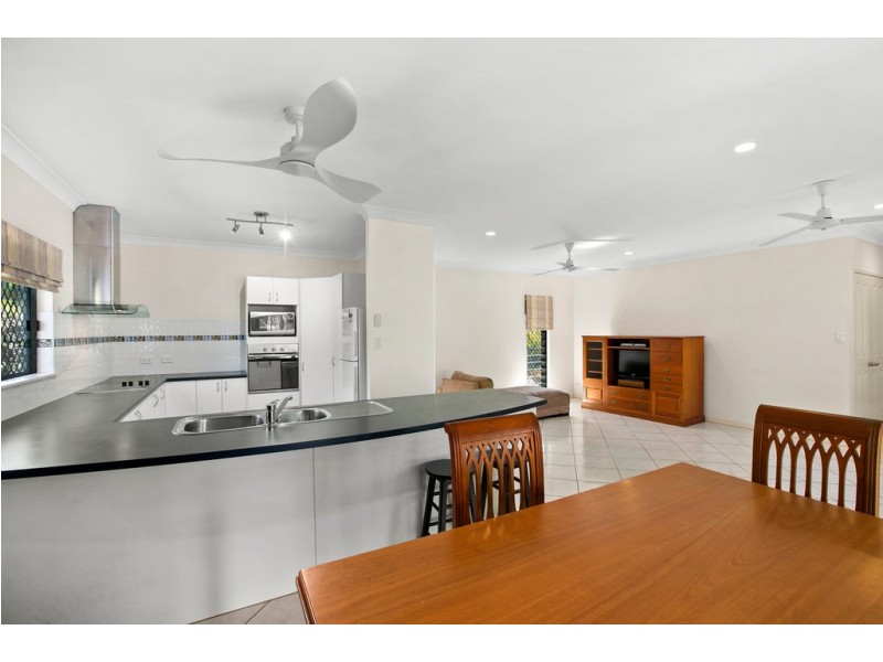 7 Alva Close, Kewarra Beach QLD 4879