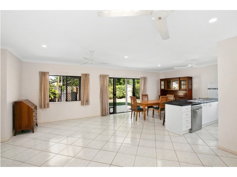 7 Alva Close, Kewarra Beach QLD 4879