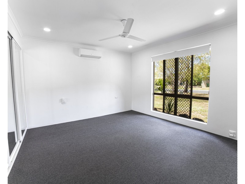 16 Cameron Close, Smithfield QLD 4878