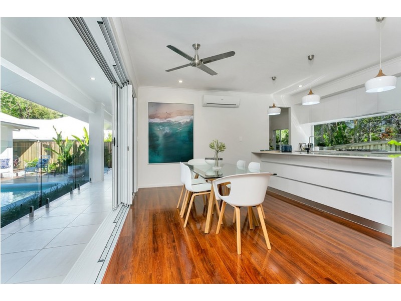 8 Canopy Way, Palm Cove QLD 4879