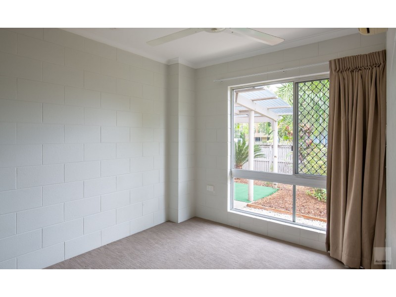 8A Wewak Street, Trinity Beach QLD 4879