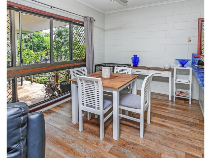 2/6 Madang Street, Trinity Beach QLD 4879