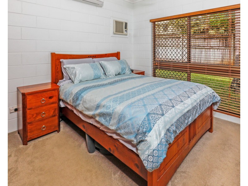 2/6 Madang Street, Trinity Beach QLD 4879