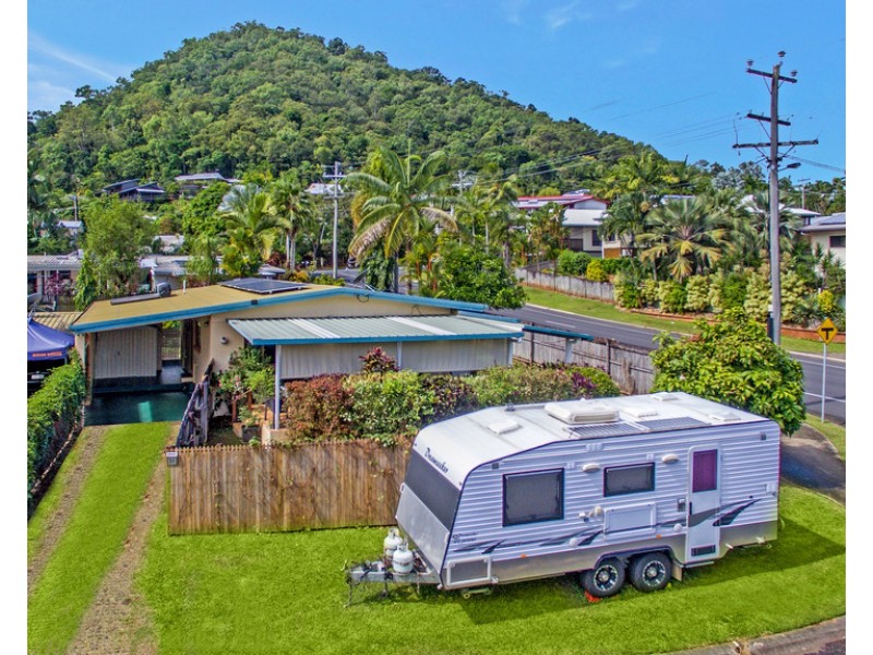 2/6 Madang Street, Trinity Beach QLD 4879