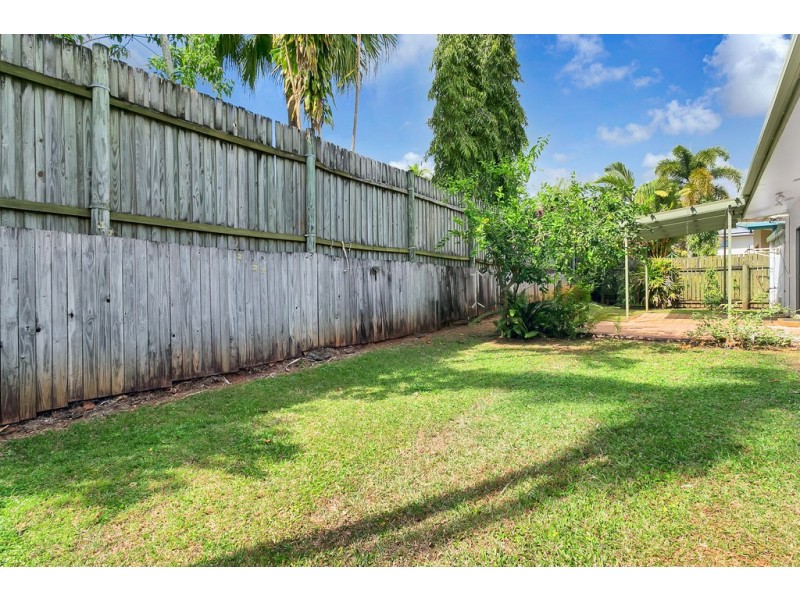 1/19 Talasea Street, Trinity Beach QLD 4879