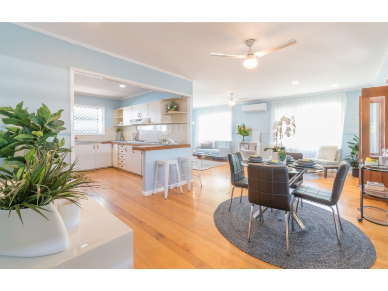 152 Greenslopes Street, Edge Hill QLD 4870