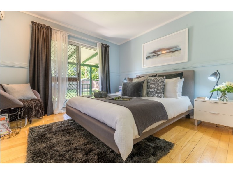 152 Greenslopes Street, Edge Hill QLD 4870