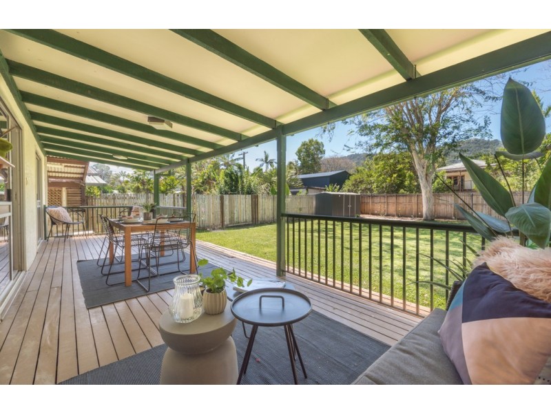 152 Greenslopes Street, Edge Hill QLD 4870