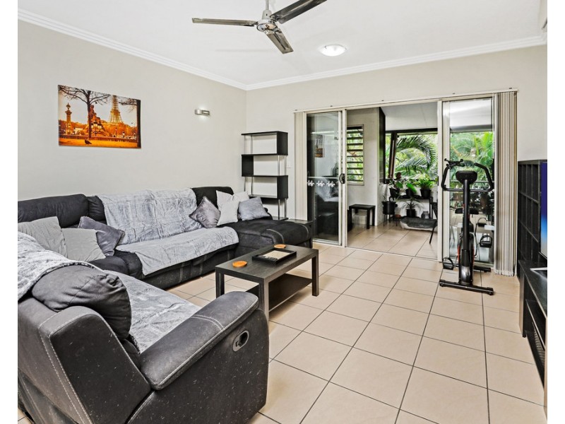 7/1804 Captain Cook Highway, Clifton Beach QLD 4879