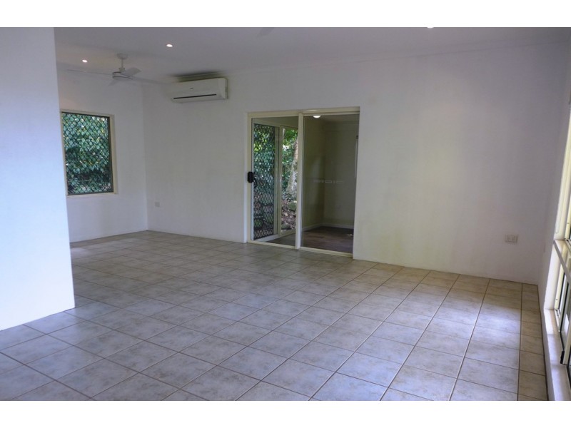 9 Beaman Close, Aeroglen QLD 4870