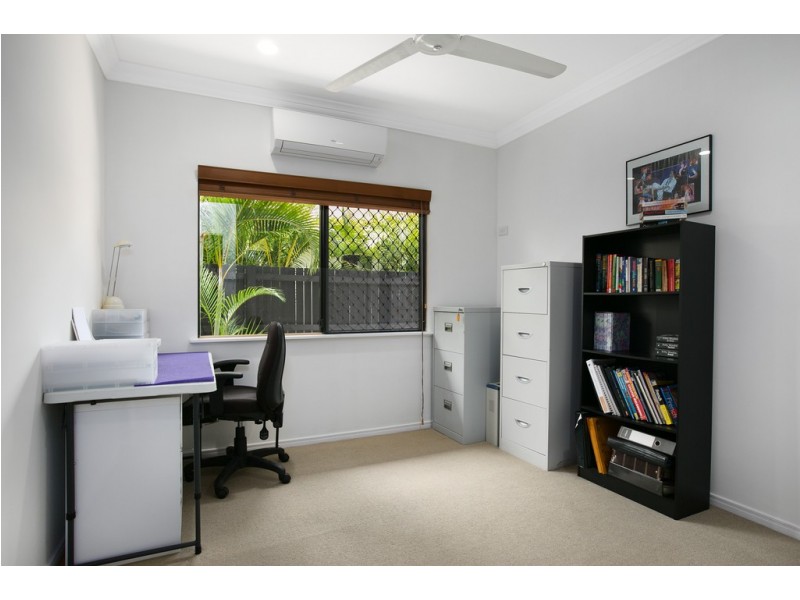26 Ellis Close, Kewarra Beach QLD 4879