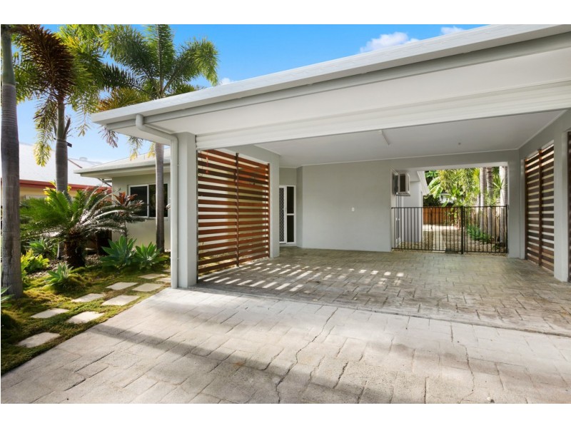 8 Capri Close, Kewarra Beach QLD 4879