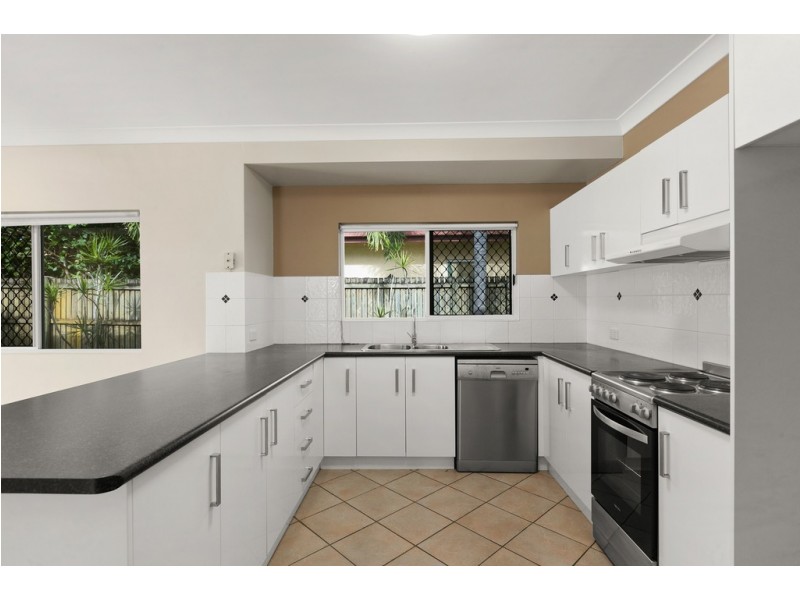 8 Capri Close, Kewarra Beach QLD 4879