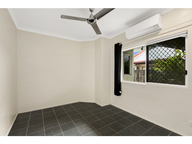 8 Capri Close, Kewarra Beach QLD 4879