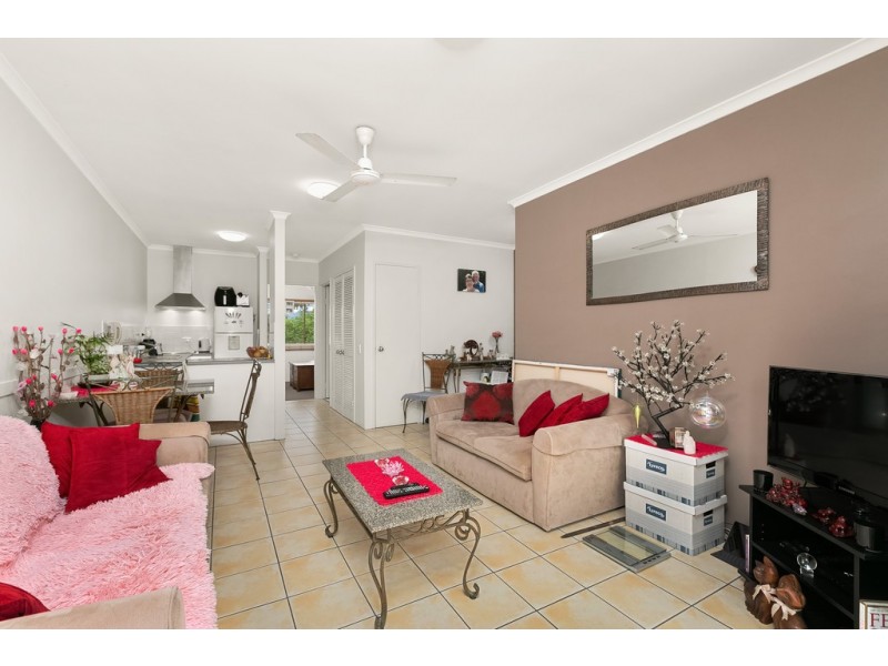 45/129 Oleander St, Holloways Beach QLD 4878