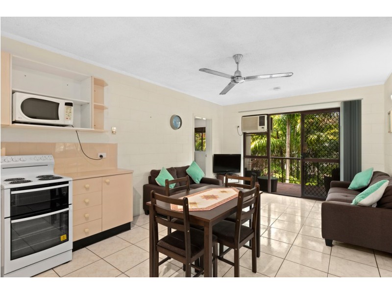 9/63-65 Moore St, Trinity Beach QLD 4879