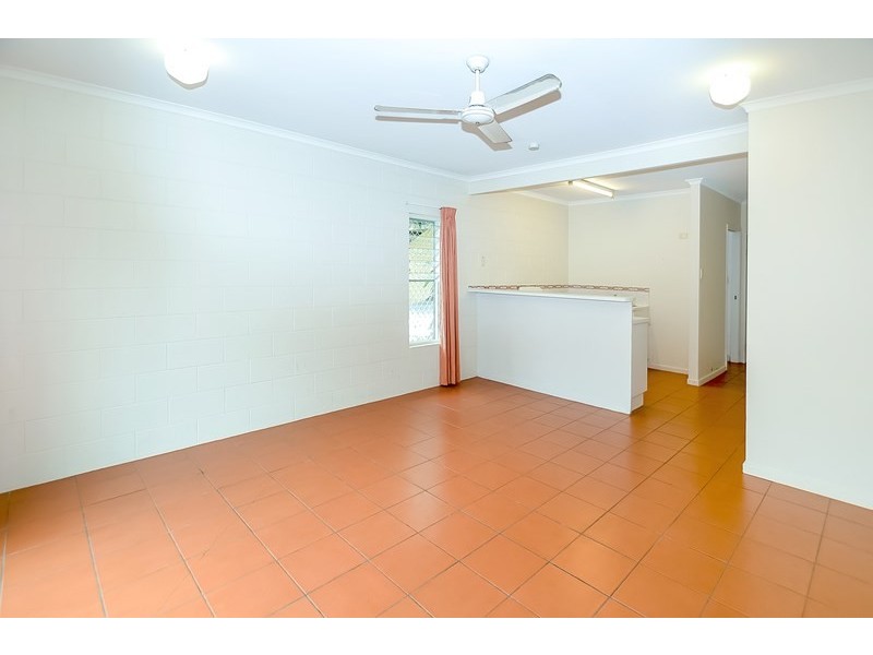 10/3-5 Tenni Street, Redlynch QLD 4870