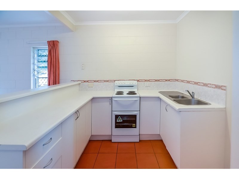 10/3-5 Tenni Street, Redlynch QLD 4870