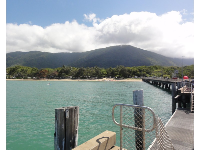 209 Coral Coast Drive, Palm Cove QLD 4879