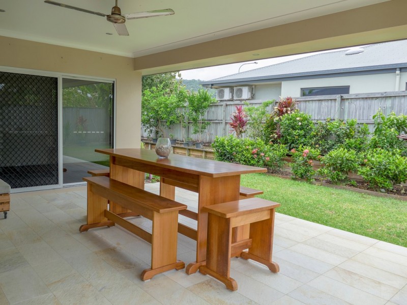 10 Starboard Street, Trinity Beach QLD 4879