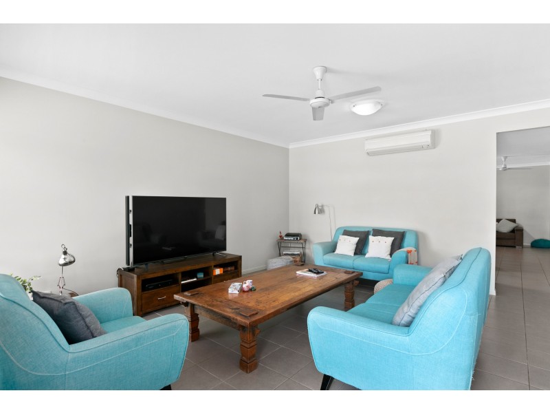 31 Bowline Close, Trinity Beach QLD 4879