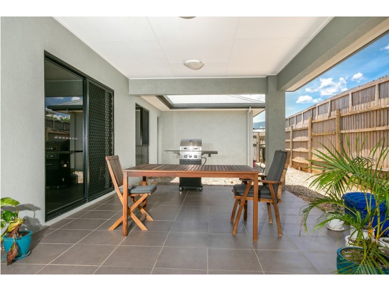 31 Bowline Close, Trinity Beach QLD 4879
