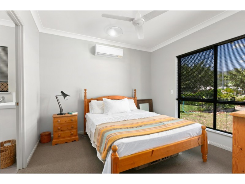 31 Bowline Close, Trinity Beach QLD 4879