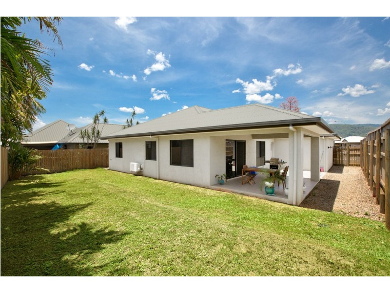 31 Bowline Close, Trinity Beach QLD 4879