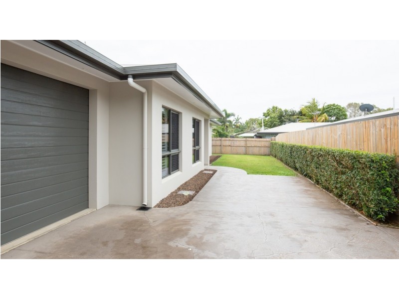 8B Wewak, Trinity Beach QLD 4879