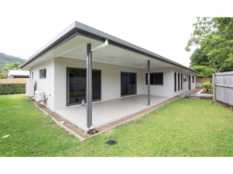 8B Wewak, Trinity Beach QLD 4879