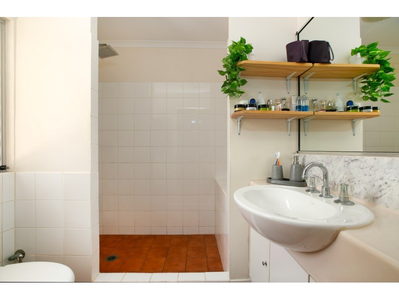 38 Magnolia Street, Holloways Beach QLD 4878