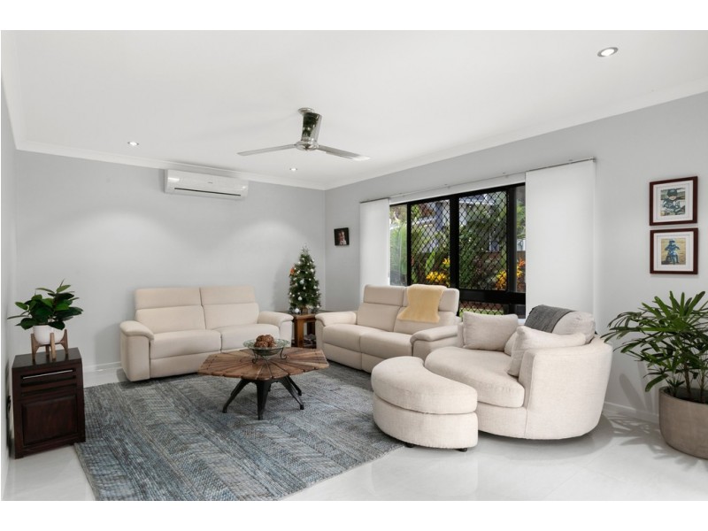 26 Coastline Parade, Trinity Beach QLD 4879