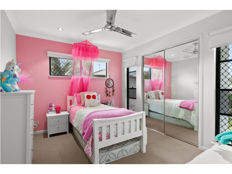 26 Coastline Parade, Trinity Beach QLD 4879