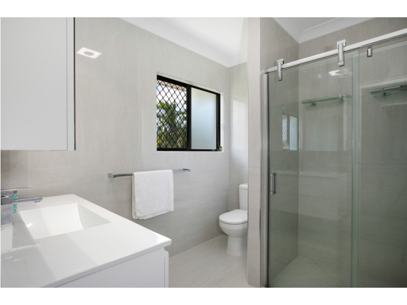 26 Coastline Parade, Trinity Beach QLD 4879