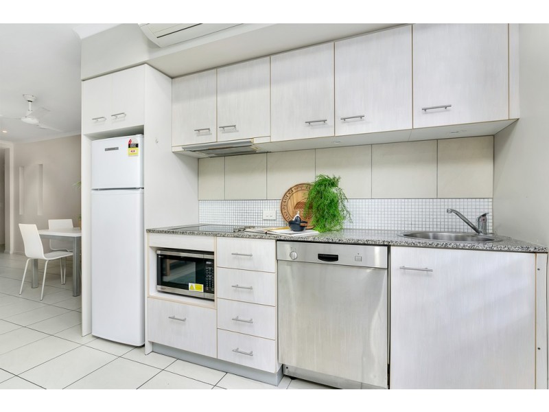 8/63 Vasey Esplanade, Trinity Beach QLD 4879
