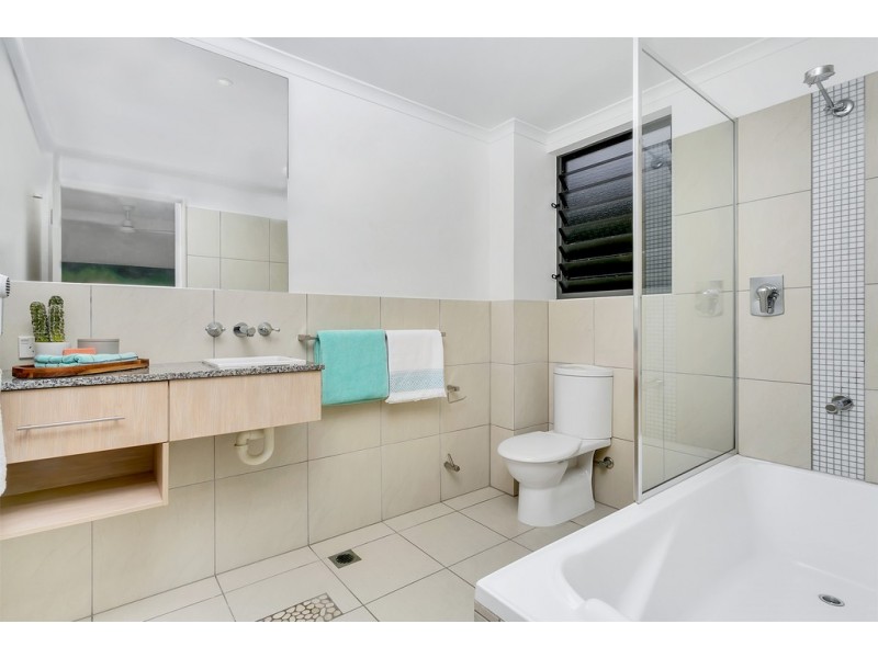 8/63 Vasey Esplanade, Trinity Beach QLD 4879