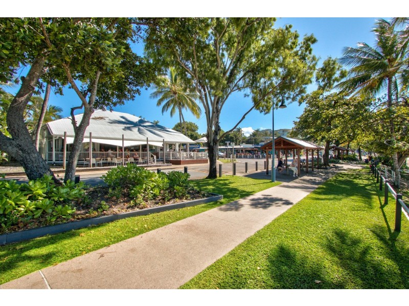 8/63 Vasey Esplanade, Trinity Beach QLD 4879