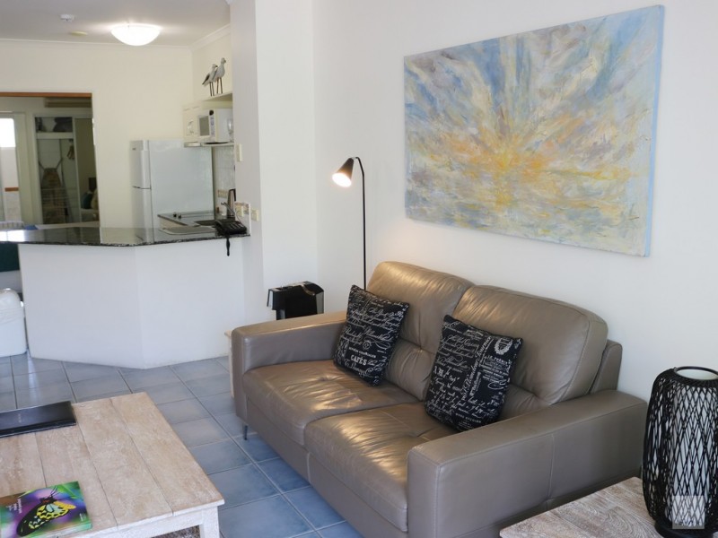 25/139 Williams Esp, Palm Cove QLD 4879