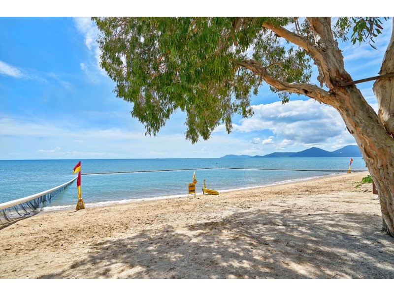 6/129 Oleander Street, Holloways Beach QLD 4878