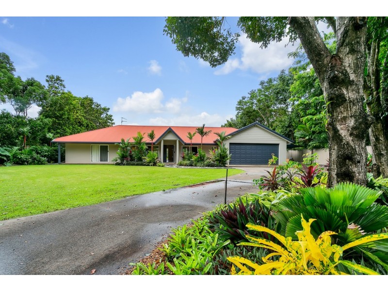 21-23 South Ellison Street, Clifton Beach QLD 4879