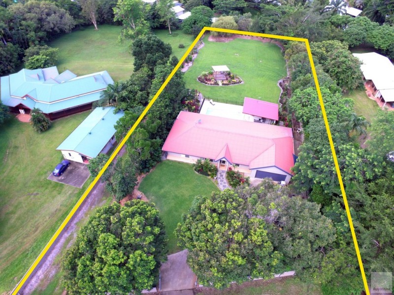 21-23 South Ellison Street, Clifton Beach QLD 4879