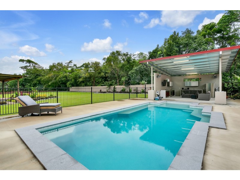 21-23 South Ellison Street, Clifton Beach QLD 4879