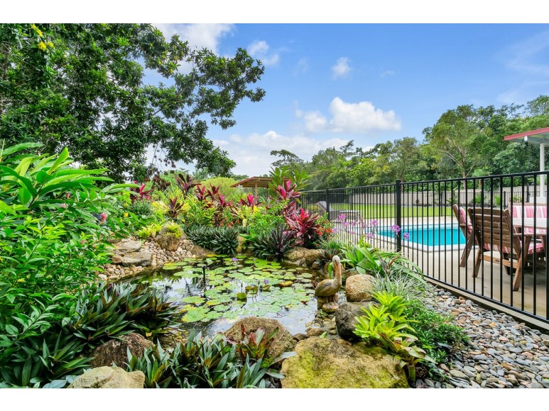 21-23 South Ellison Street, Clifton Beach QLD 4879