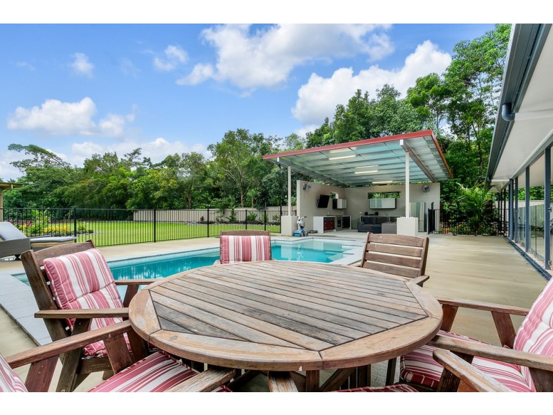 21-23 South Ellison Street, Clifton Beach QLD 4879