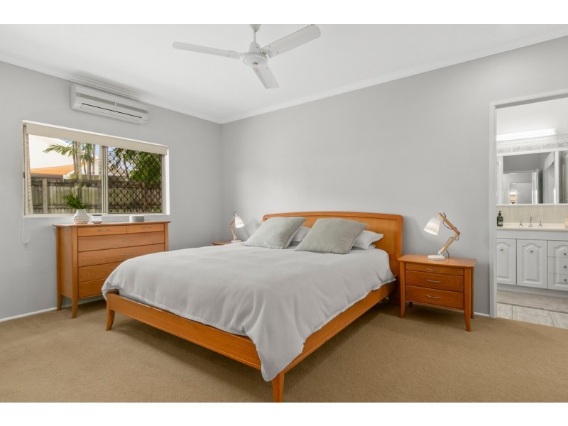 28 Bramble Street, Clifton Beach QLD 4879