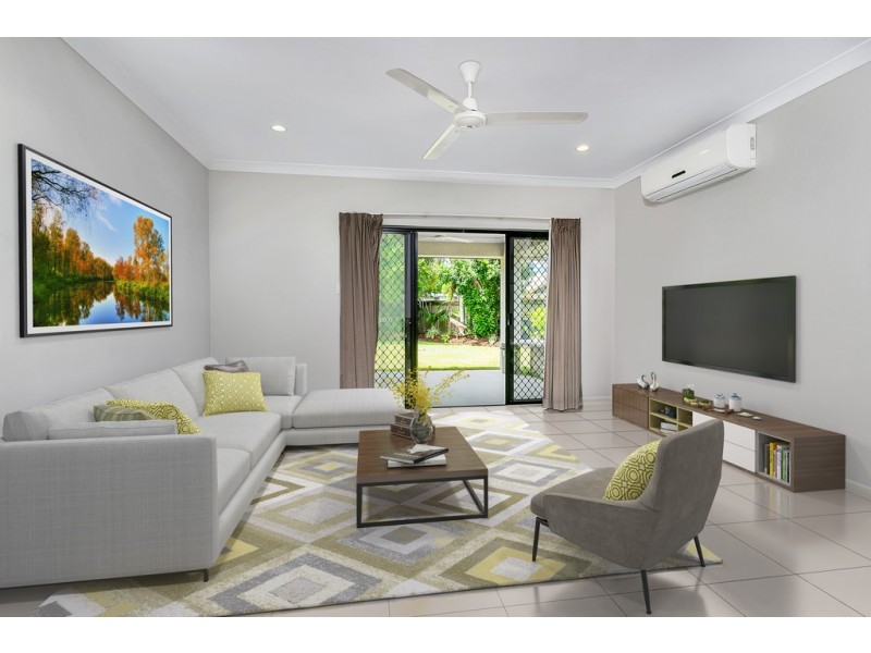 2 Murrinda Gardens, Trinity Park QLD 4879